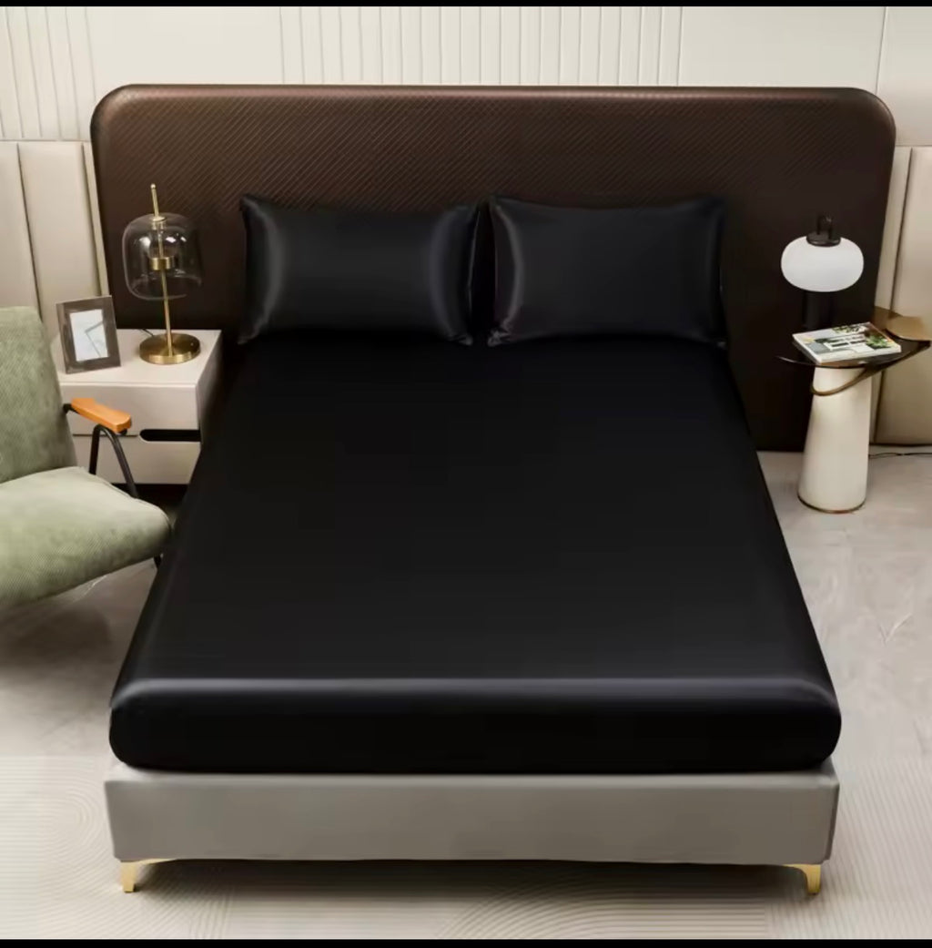 Velvet Silk Fitted Sheet Set in Midnight Black